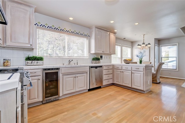 501 5th Street, Manhattan Beach, California 90266, 4 Bedrooms Bedrooms, ,5 BathroomsBathrooms,Residential,Sold,5th,SB22010199