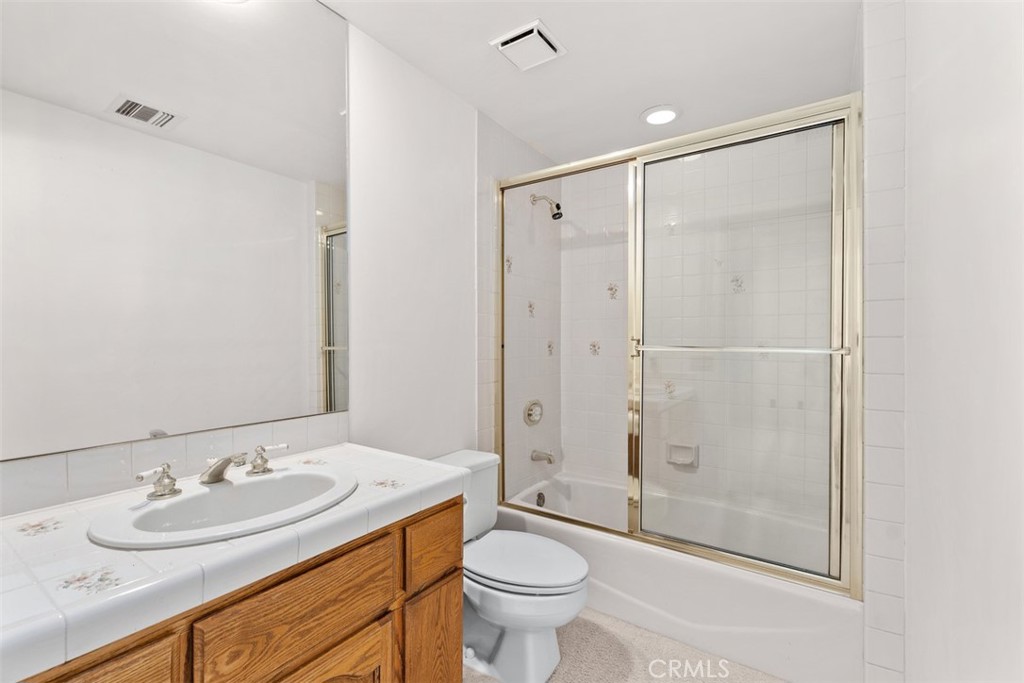 MLS #OC25226262 image #27