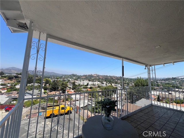 Detail Gallery Image 7 of 39 For 1745 College View Pl, Los Angeles,  CA 90041 - – Beds | – Baths