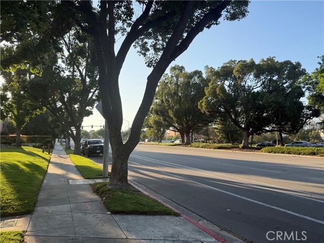 Detail Gallery Image 6 of 18 For 452 W Huntington Dr #E,  Arcadia,  CA 91007 - 3 Beds | 2/1 Baths