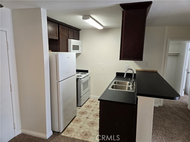 Detail Gallery Image 34 of 39 For 5585 E Pacific Coast #115,  Long Beach,  CA 90804 - 2 Beds | 1 Baths