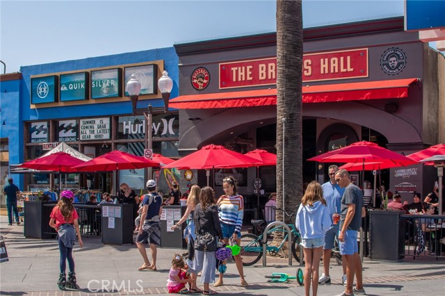 531 Pier Avenue, Hermosa Beach, California 90254, 3 Bedrooms Bedrooms, ,1 BathroomBathrooms,Residential,Sold,Pier,SB21261972