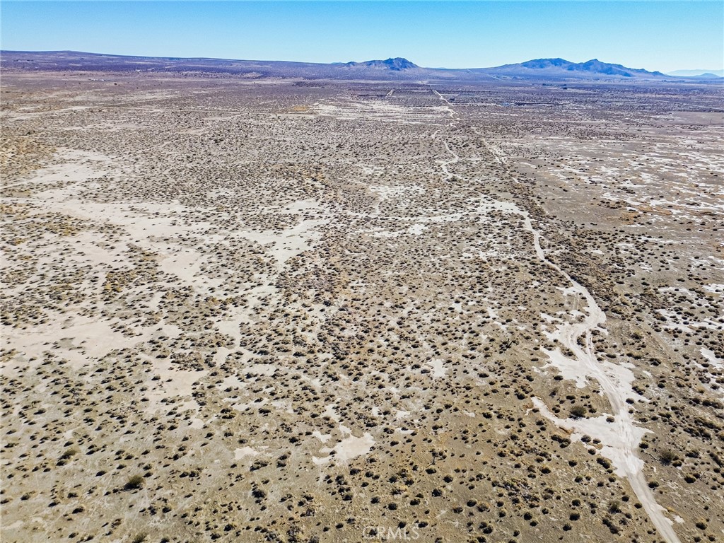 MLS #OC25280725 image #3