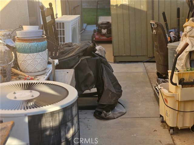 3320 Kipper Court, Lancaster CA: https://media.crmls.org/medias/920852b9-5802-47f3-a9fb-9453a849c8c7.jpg
