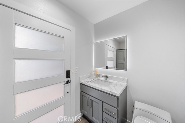 1031 E Andrews Drive, Long Beach CA: https://media.crmls.org/medias/92087324-c0af-466b-8617-d8e9abf0255e.jpg