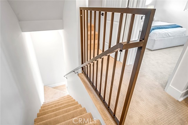 Detail Gallery Image 7 of 20 For 10035 S Western Ave #105,  Los Angeles,  CA 90047 - 2 Beds | 2 Baths