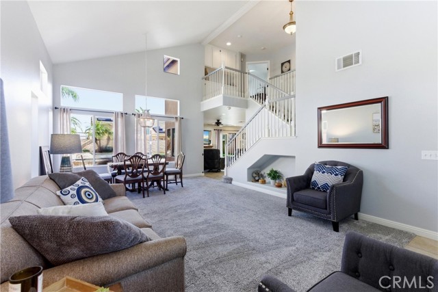 Image 3 of 33 For 2145 Cloverleaf Circle