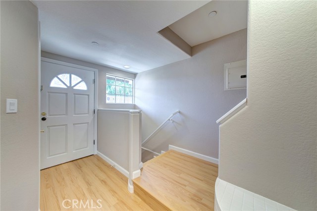 Detail Gallery Image 4 of 32 For 604 W Wilson Ave #2,  Glendale,  CA 91203 - 3 Beds | 2/1 Baths