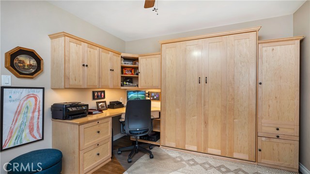 5215 E Monlaco Road, Long Beach CA: https://media.crmls.org/medias/92097ac3-aea3-4a04-895f-f34d353516ce.jpg