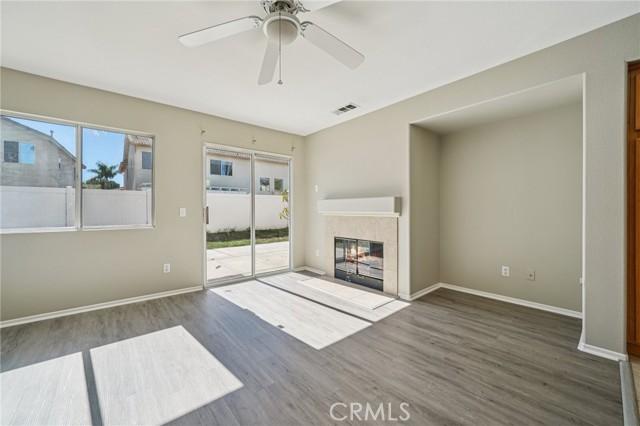 Detail Gallery Image 6 of 38 For 32255 Corte Illora, Temecula,  CA 92592 - 3 Beds | 2 Baths