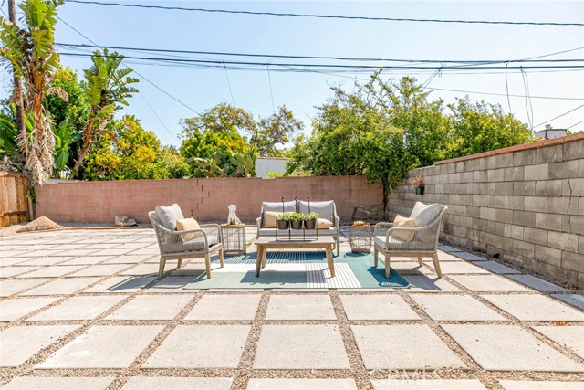4250 McConnell Boulevard, Los Angeles CA: https://media.crmls.org/medias/9209af57-f94b-4d84-8d71-3853a46e3476.jpg