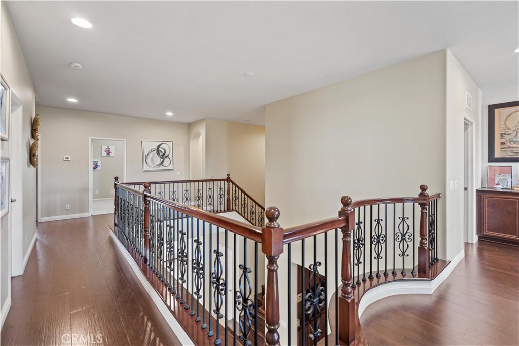 MLS #WS25169872 img 30