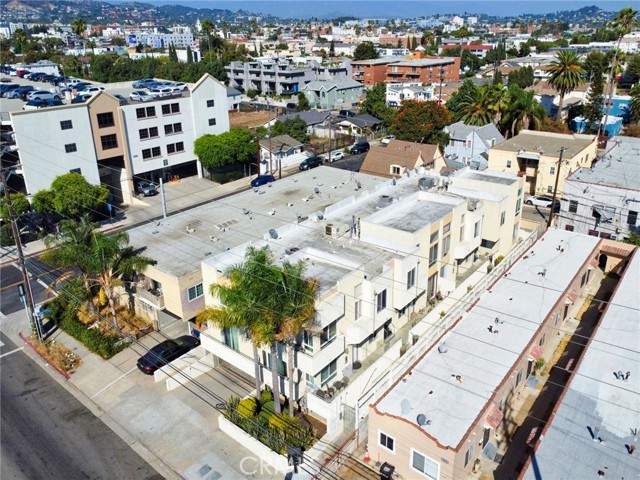 Detail Gallery Image 20 of 24 For 856 N Van Ness Ave #3,  Los Angeles,  CA 90038 - 2 Beds | 2 Baths