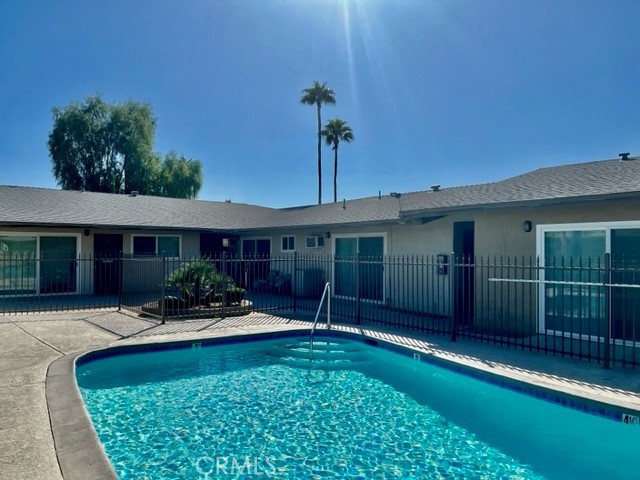 Detail Gallery Image 17 of 19 For 685 E Vista Chino #G,  Palm Springs,  CA 92262 - 2 Beds | 1 Baths