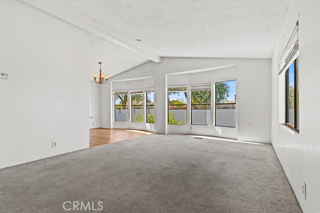 Detail Gallery Image 8 of 26 For 530 W Devonshire Ave #36,  Hemet,  CA 92543 - 2 Beds | 2/2 Baths