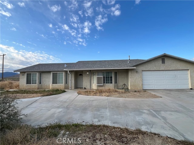 32489 Furst Street, Lucerne Valley CA: https://media.crmls.org/medias/920b8fa6-691c-4c3a-a0c2-1238b1297cca.jpg