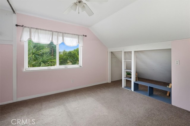 Detail Gallery Image 27 of 36 For 25492 via Dalia, Valencia,  CA 91355 - 5 Beds | 3 Baths