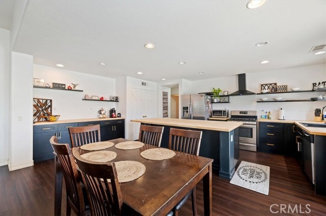 Detail Gallery Image 16 of 41 For 1625 Moss Rose, Beaumont,  CA 92223 - 5 Beds | 3 Baths