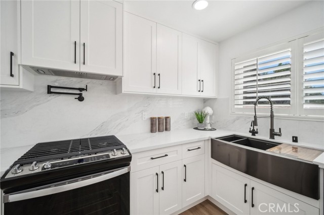 19040 Celtic Street, Porter Ranch CA: https://media.crmls.org/medias/920d1202-705b-4ca2-8aca-d4295948b633.jpg