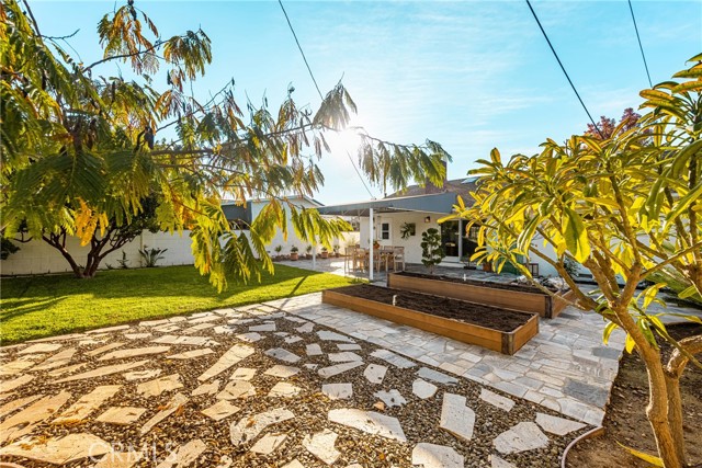 Detail Gallery Image 38 of 53 For 943 E Everett Place, Orange,  CA 92867 - 2 Beds | 2 Baths