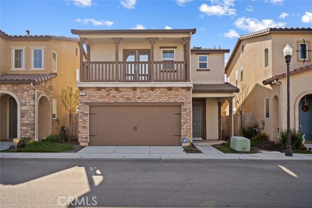 Detail Gallery Image 1 of 38 For 595 N Cattail Ct, Fresno,  CA 93727 - 3 Beds | 2/1 Baths