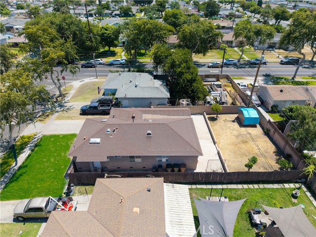 2304 W Flower Avenue, Fullerton CA: https://media.crmls.org/medias/920dab6c-80d7-4fcb-84c2-655b628aed4c.jpg