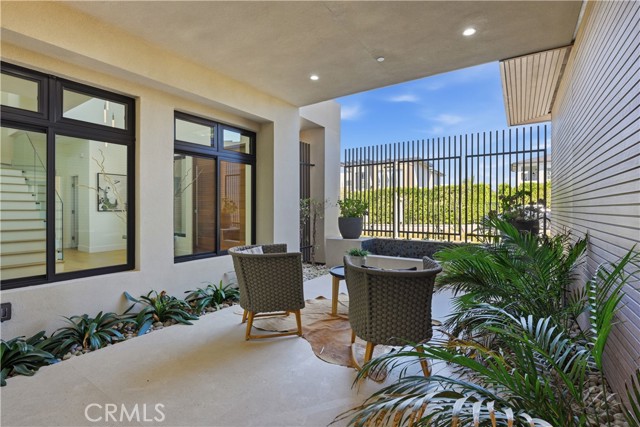 Detail Gallery Image 36 of 72 For 5108 Gordon Ln, San Diego,  CA 92109 - 4 Beds | 5/1 Baths