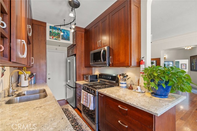 Detail Gallery Image 8 of 51 For 800 E Ocean Bld #1505,  Long Beach,  CA 90802 - 2 Beds | 2 Baths