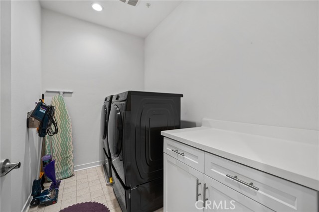 Image 31 of 60 For 4844 Ophelia Lane