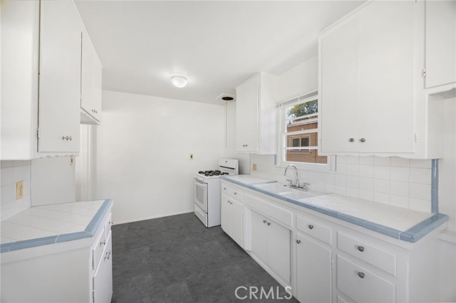 Detail Gallery Image 44 of 55 For 1001 Nutwood, Fullerton,  CA 92831 - 3 Beds | 1 Baths