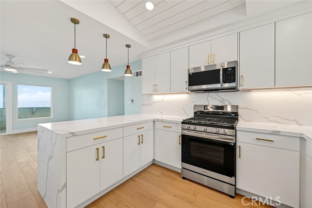 34381 Dana Strand Road, Dana Point CA: https://media.crmls.org/medias/920f07ae-1950-4362-93f8-d1b13a2e0614.jpg