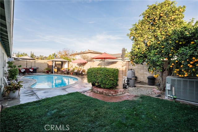 Detail Gallery Image 25 of 26 For 2436 Castlemont Ct, Simi Valley,  CA 93063 - 3 Beds | 2 Baths