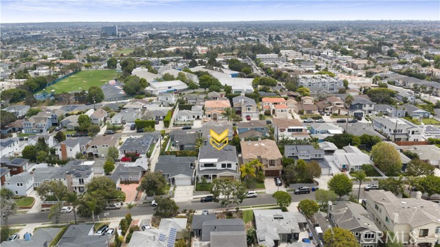 1212 Magnolia Avenue, Manhattan Beach, California 90266, 5 Bedrooms Bedrooms, 0 ,5 BathroomsBathrooms,Residential,For Sale,Magnolia,0,SB26127683