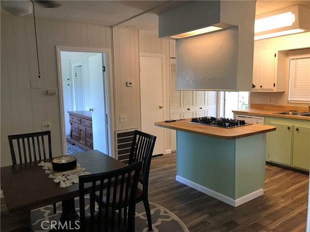 Beautiful new wood butcher block counter tops