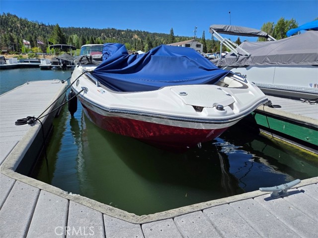 Detail Gallery Image 3 of 4 For 400 Pine Knot Blvd E-31, Big Bear Lake,  CA 92315 - – Beds | – Baths