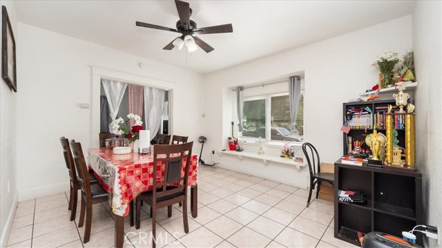 226 E California Street, Ontario CA: https://media.crmls.org/medias/921374fb-d971-49a2-bd2a-4f031c1a7603.jpg
