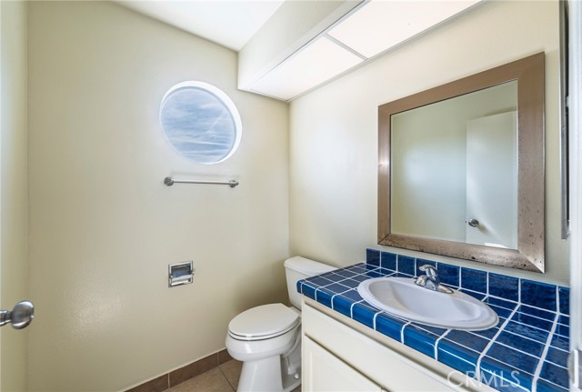 Detail Gallery Image 6 of 42 For 6146 Pacific Coast, Redondo Beach,  CA 90505 - 2 Beds | 3 Baths