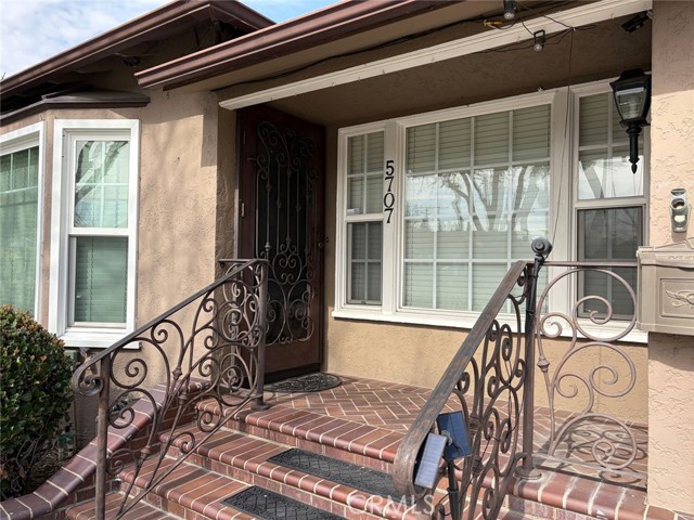 Detail Gallery Image 5 of 31 For 5707 Bigelow St, Lakewood,  CA 90713 - 3 Beds | 2/1 Baths