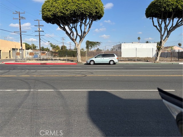 801 E Compton Boulevard, Rancho Dominguez CA: https://media.crmls.org/medias/92152ef0-e09d-4178-adae-a4437ab084cc.jpg