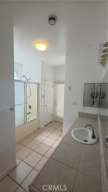 Detail Gallery Image 19 of 28 For 9909 Mona Lisa Ln, Bakersfield,  CA 93312 - 3 Beds | 2 Baths