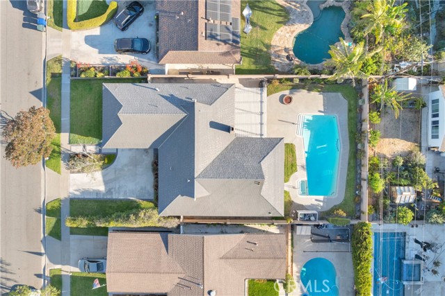 Detail Gallery Image 2 of 28 For 12111 Reagan St, Los Alamitos,  CA 90720 - 3 Beds | 3 Baths