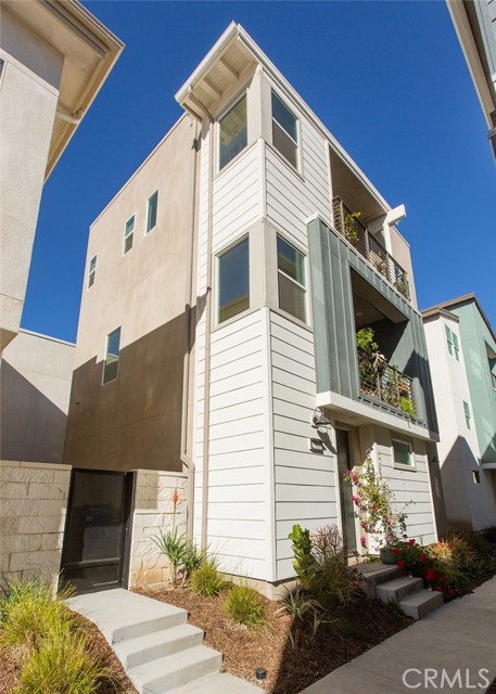 Details for 27418 Pioneer Court, Valencia, CA 91381