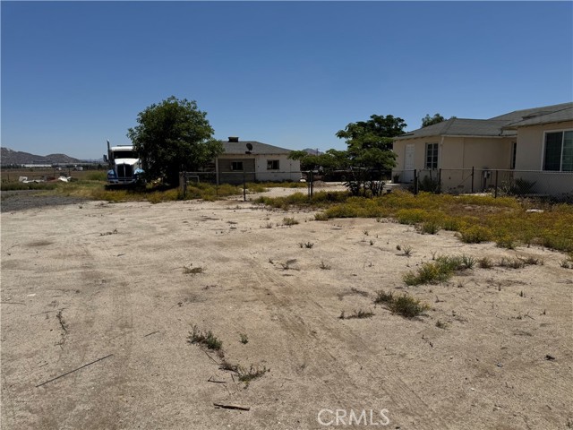Detail Gallery Image 8 of 14 For 4611 Nevada Ave, Perris,  CA 92571 - – Beds | – Baths