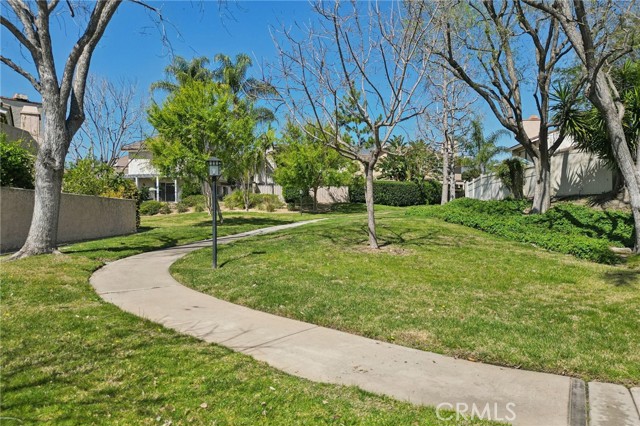 Detail Gallery Image 22 of 26 For 1224 Fairway Cir, Upland,  CA 91784 - 2 Beds | 2 Baths