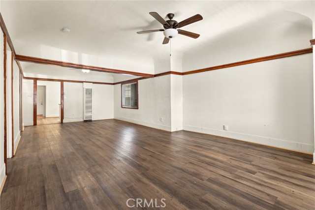 Detail Gallery Image 8 of 27 For 1048 W 5th, Chico,  CA 95928 - 4 Beds | 3 Baths