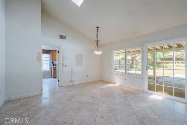 Detail Gallery Image 10 of 47 For 3508 Spur Ct, Chino,  CA 91710 - 4 Beds | 2 Baths