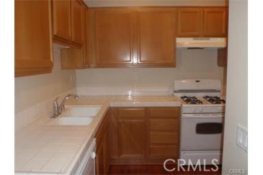13177 Copra Avenue, Chino CA: https://media.crmls.org/medias/921987bd-4101-4577-bf4f-39c0be146e74.jpg