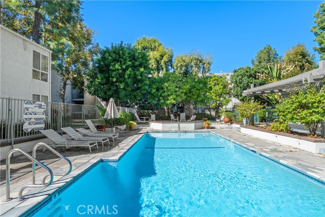 Detail Gallery Image 25 of 31 For 20134 Leadwell St. #218,  Winnetka,  CA 91306 - 3 Beds | 2 Baths