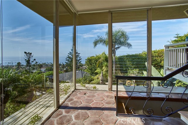 Detail Gallery Image 28 of 37 For 570 Allview, Laguna Beach,  CA 92651 - 3 Beds | 3 Baths