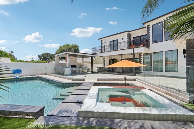 10418 Rubio Avenue, Granada Hills CA: https://media.crmls.org/medias/921bedc8-4117-49e1-8234-573ba50b27a7.jpg